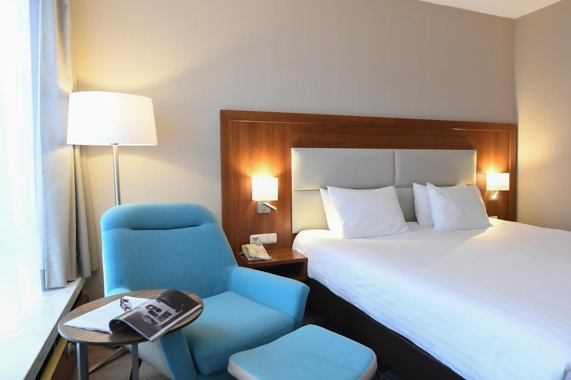 Crowne Plaza Maastricht By Ihg Hotel Exterior photo