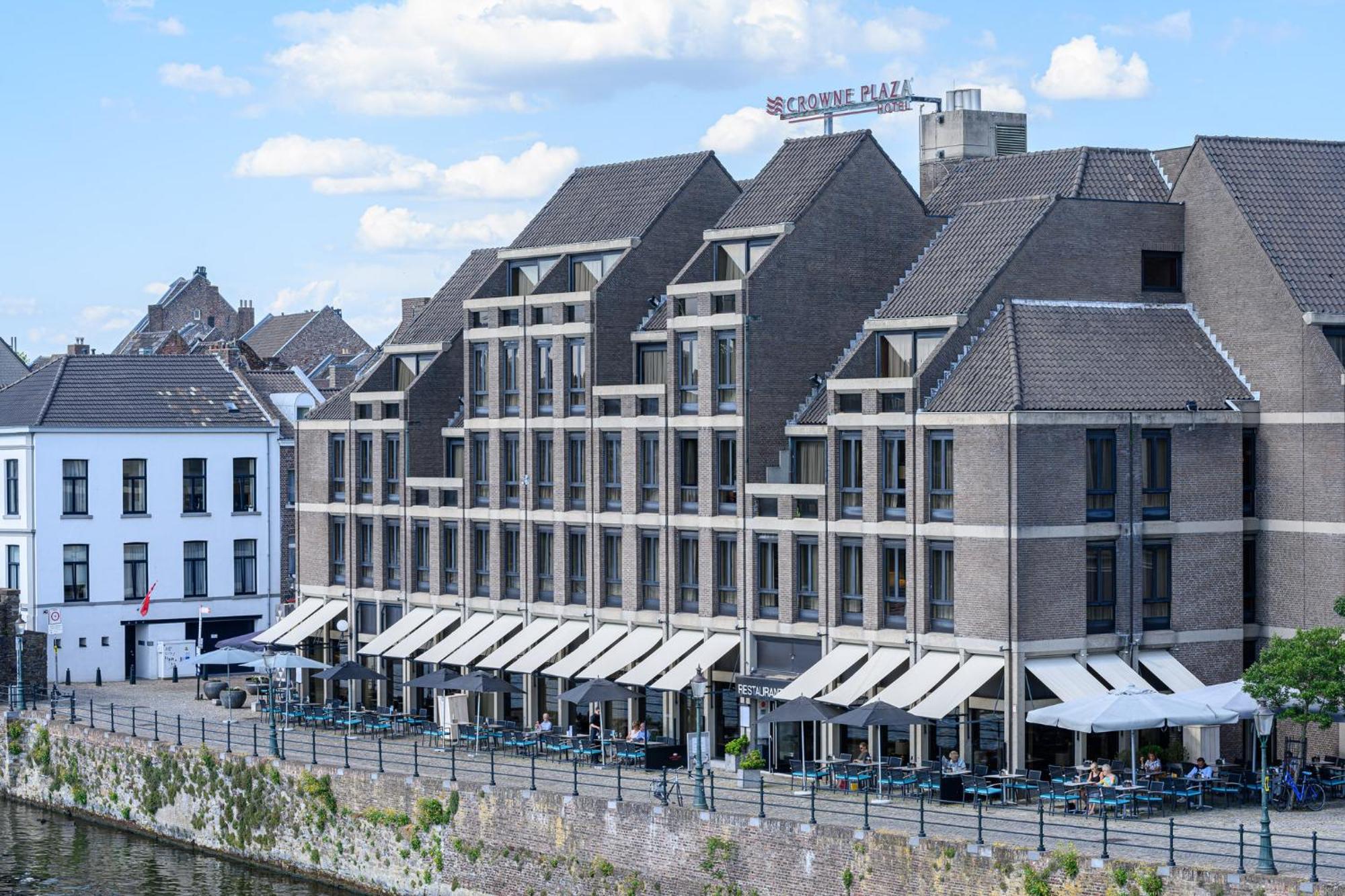 Crowne Plaza Maastricht By Ihg Hotel Exterior photo