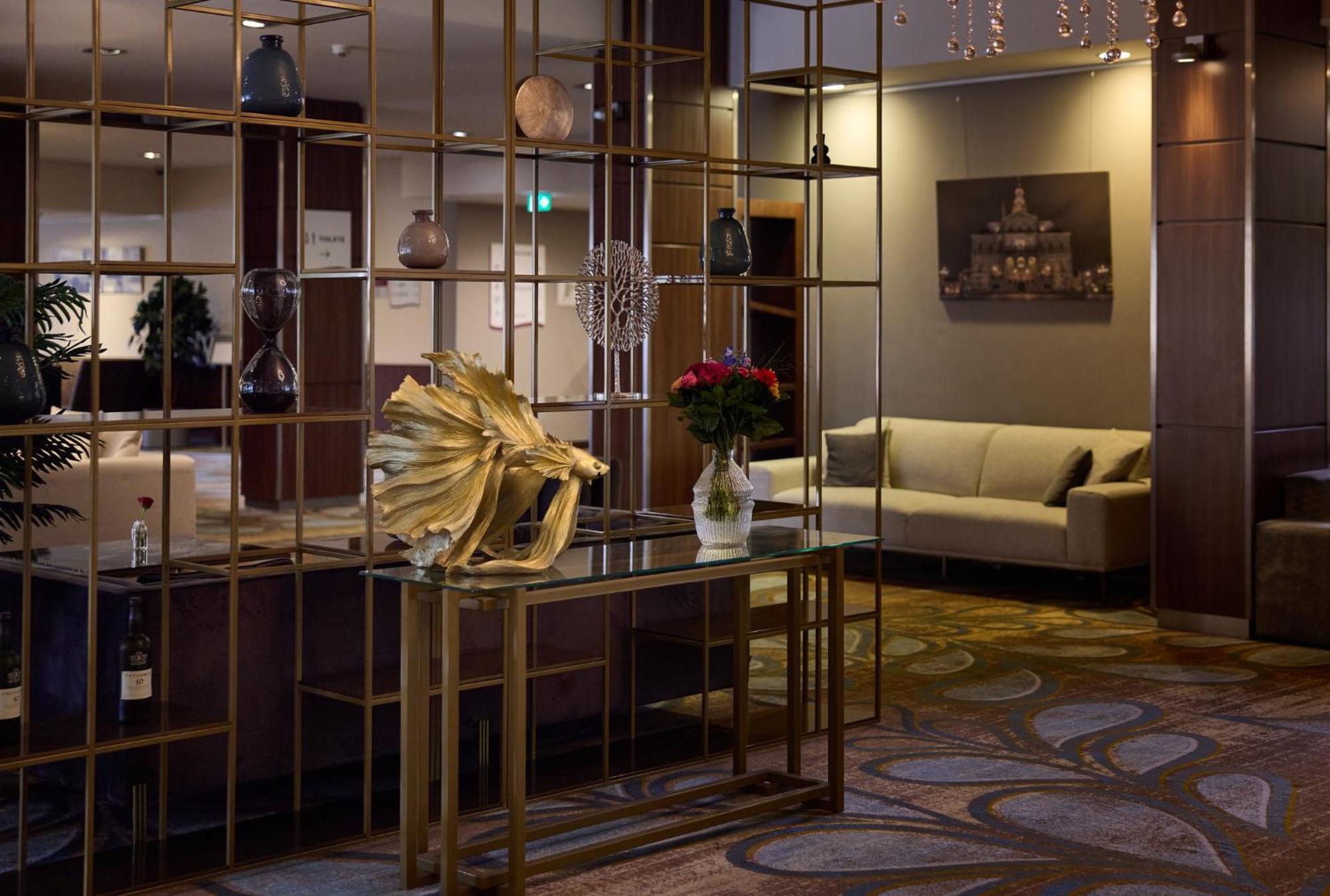 Crowne Plaza Maastricht By Ihg Hotel Exterior photo
